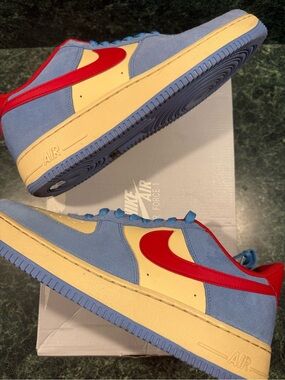 Nike Air Force 1 Low ‘07 LV8 Doraemon - in Light Blue, Cream & Red